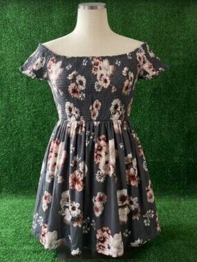 J for Justify 2X Floral Smocked shirred bodice Dress Off Shoulder Gray Skater